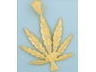 COLGANTE HOJA DE MARIHUANA EN ORO